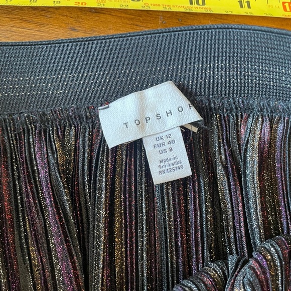 TOPSHOP Metallic Plisse Striped Midi Skirt Size 8 A-line Elastic Waist Slit - Picture 5 of 7